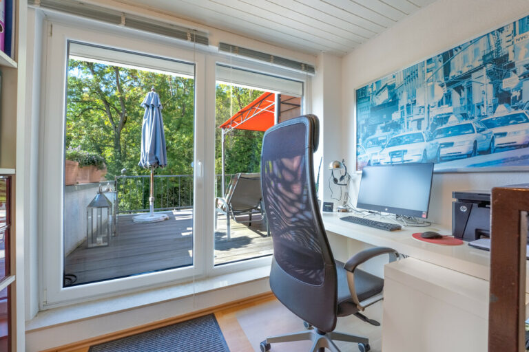 Arbeitsnische vor Dachterrasse