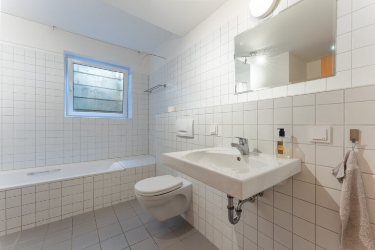 Badezimmer im UG