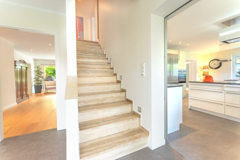 Diele mit Treppenhaus