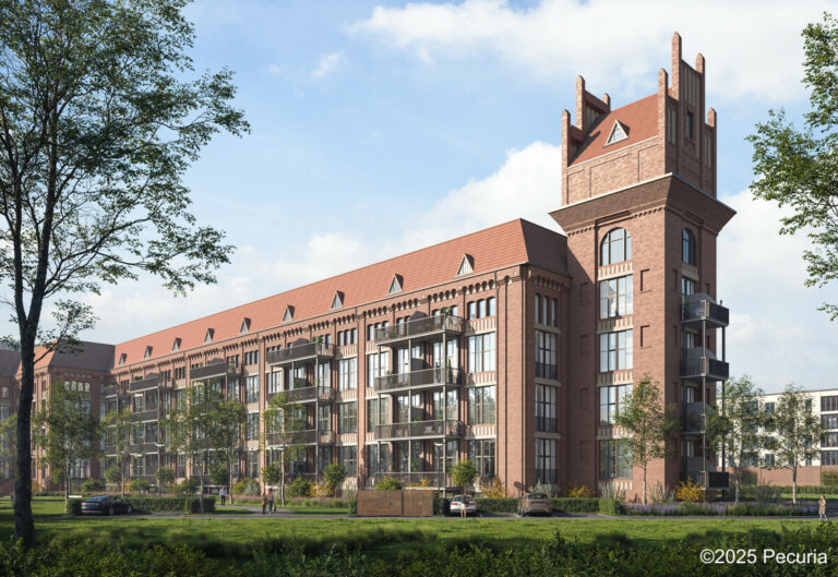 Westfassade mit Turm