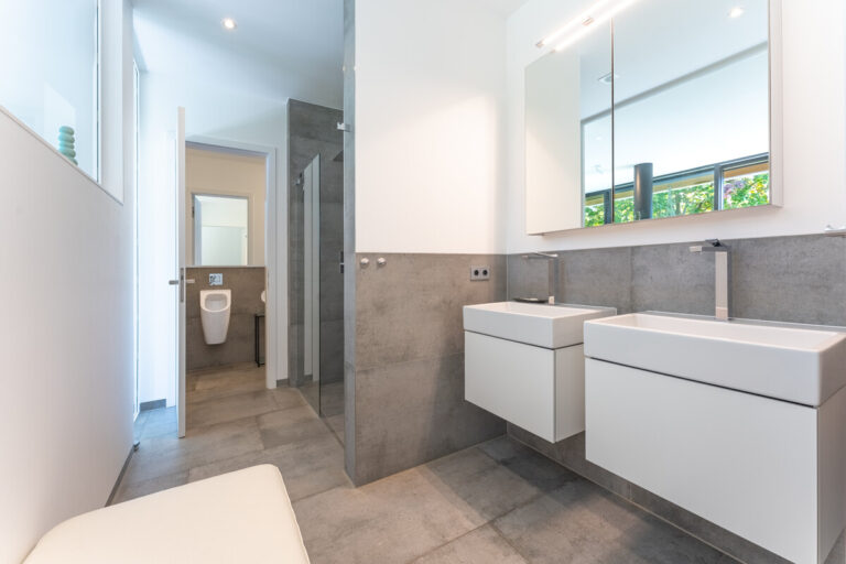 Ensuite Badezimmer und WC