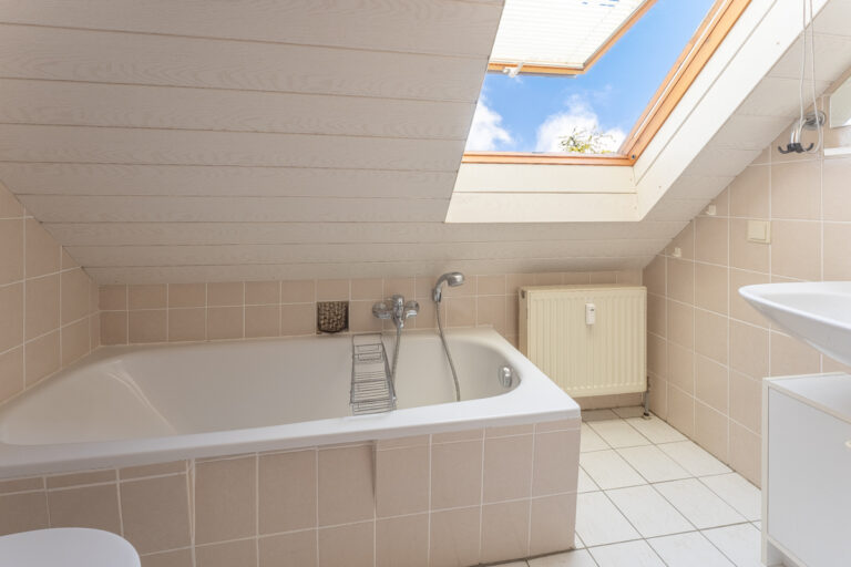 Anbau - Badezimmer (OG)