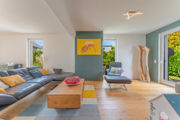 Blick ins Wohnzimmer vom Flur