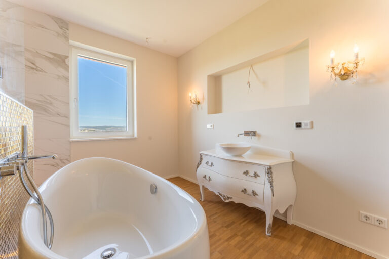 Badezimmer im 4. Obergeschoss