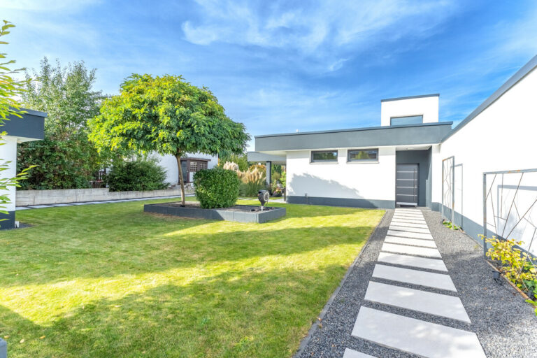 Zuwegung zum Hauseingang