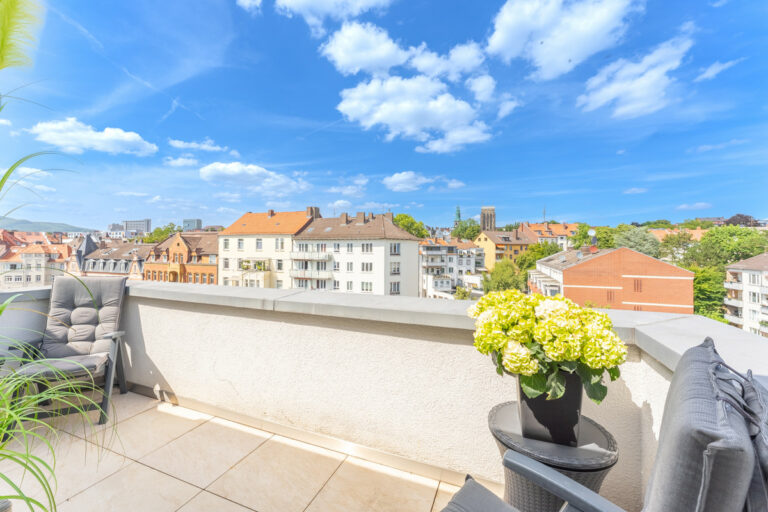 Nord-Balkon zur Wilhelmshöher Allee