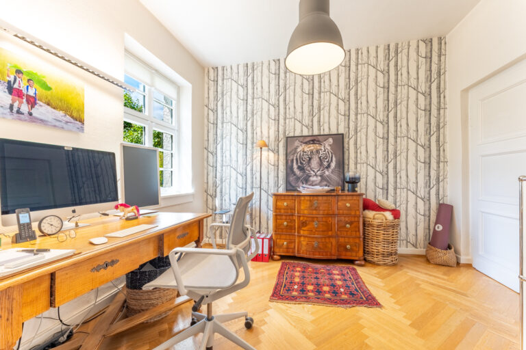 Praxisbüro im Erdgeschoss