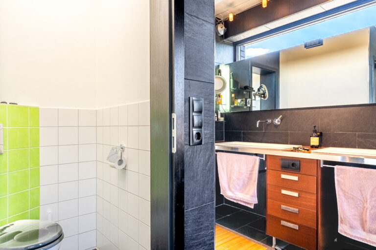 Elternbad mit separatem WC