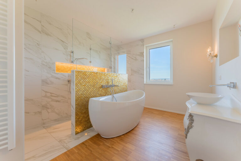 Badezimmer im 4. Obergeschoss