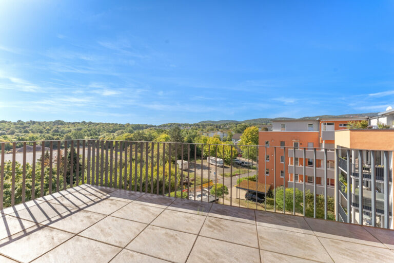 Blick vom West-Balkon im 4. Obergeschoss