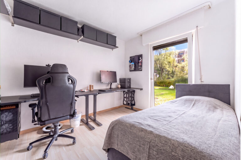 Schlaf- / Arbeitszimmer
